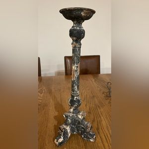 Candle holder
